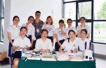 好点的电子商务职高专业
